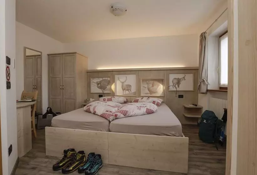 هتل Albergo Aurora