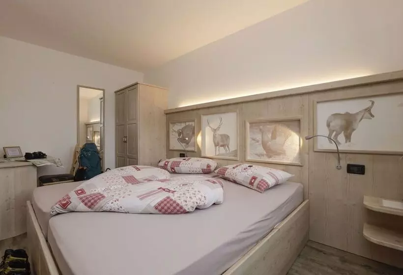 هتل Albergo Aurora