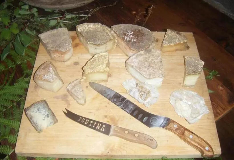 Hotelli à L Hostellerie Du Paradis