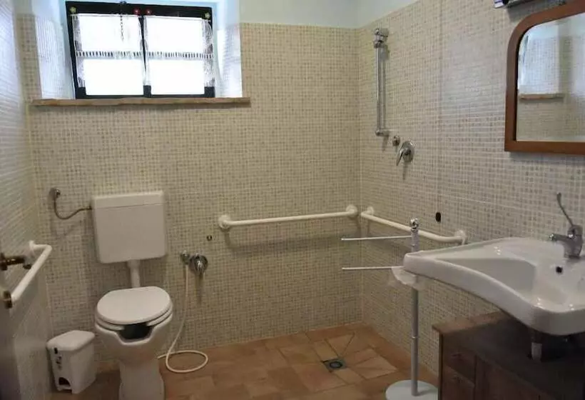 田舎風ホテル Agriturismo Fattoria Del Colle