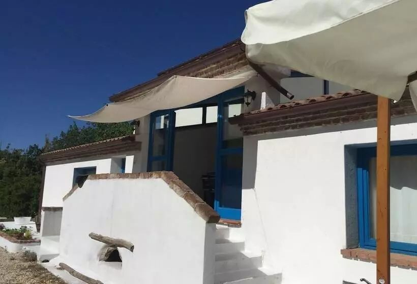 Aamiaismajoitus (B&B) Villa Sos Pisches
