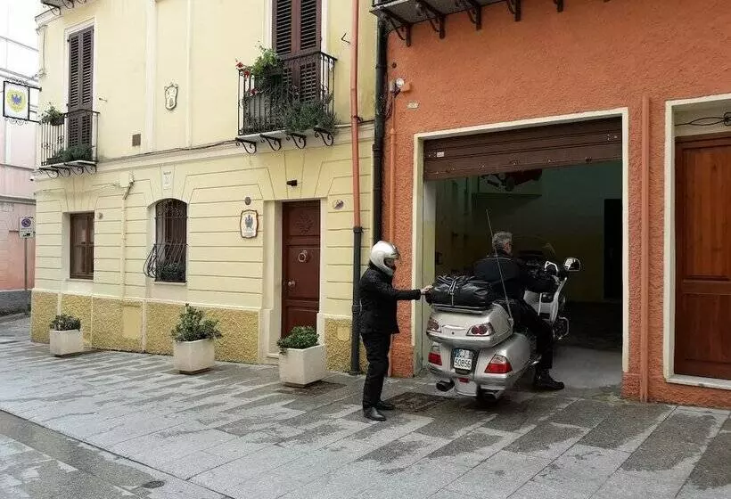 Bed & Breakfast L Aquilino