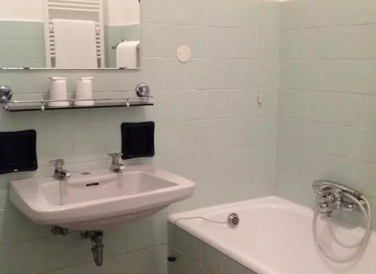 Hotelli Albergo Giardinetto