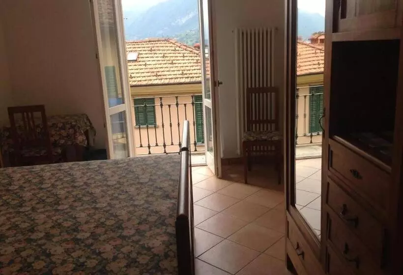 Hotelli Albergo Giardinetto