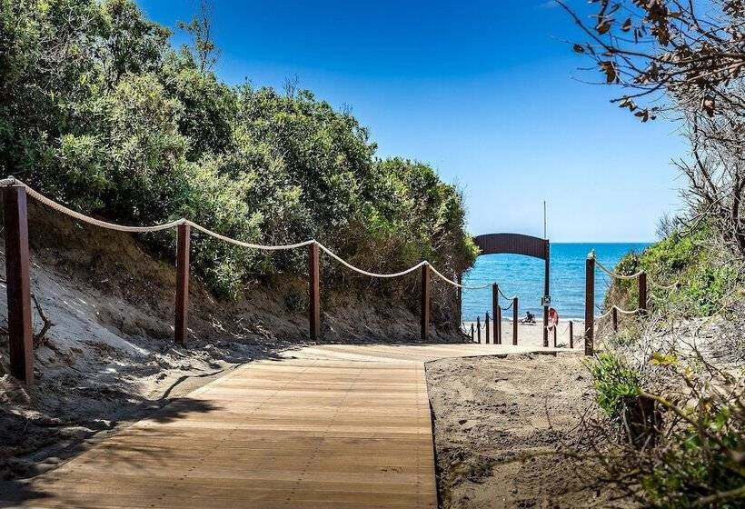 هتل Camping Internazionale Etruria