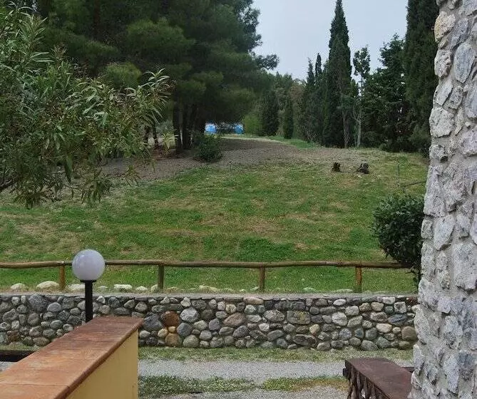 田舎風ホテル Agriturismo Borgo Santa Rosa