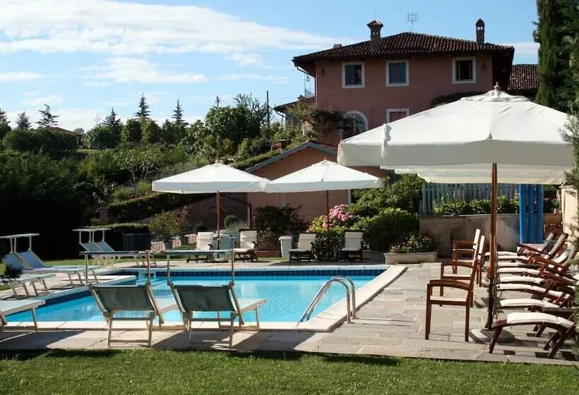 Majatalo Villa Bricco Dei Cogni