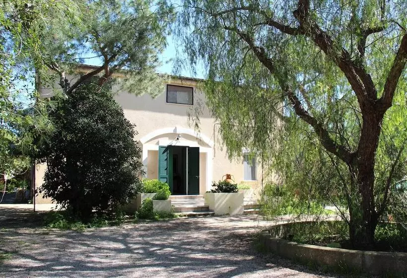 Aamiaismajoitus (B&B) Villa Dei Pini