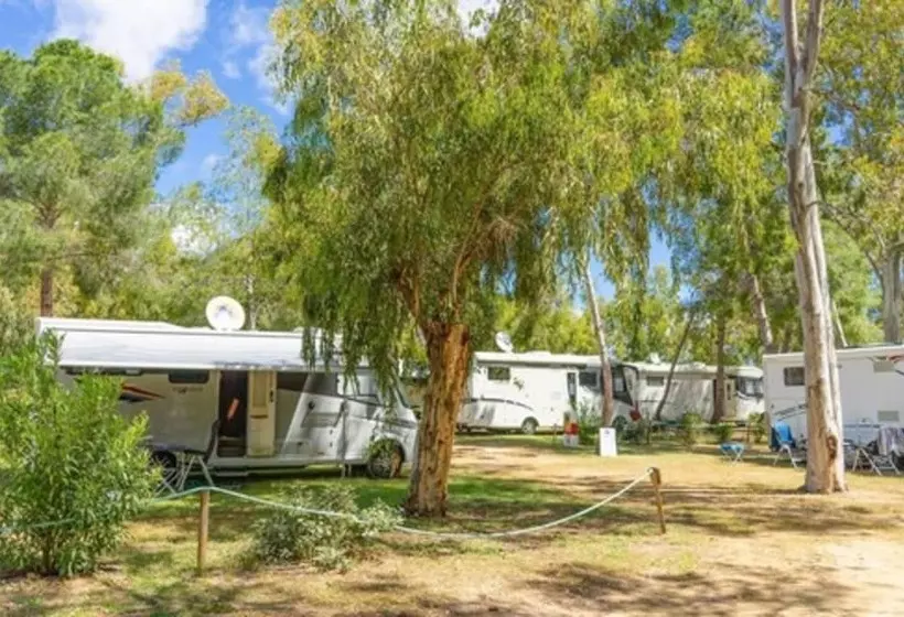 Hotelli Tiliguerta Glamping & Camping Village