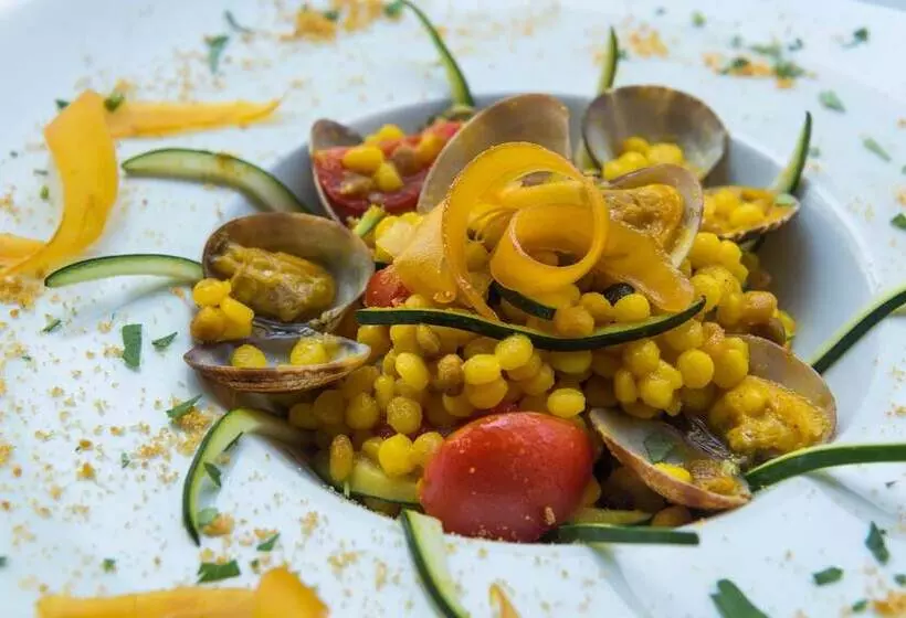 Hotelli Tiliguerta Glamping & Camping Village