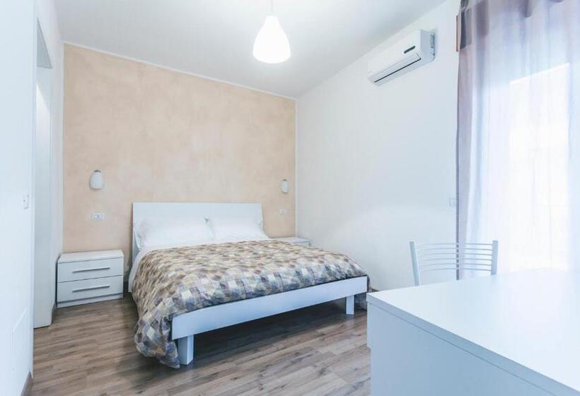 ベッドアンドブレックファースト La Postale