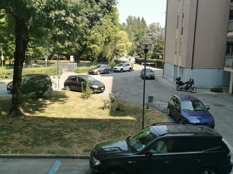 تختخواب و صبحانه Venice Port House