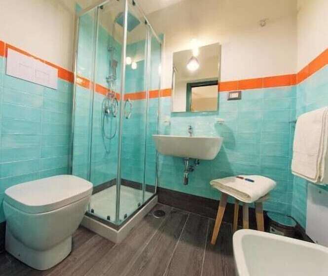 تختخواب و صبحانه Bien Bì