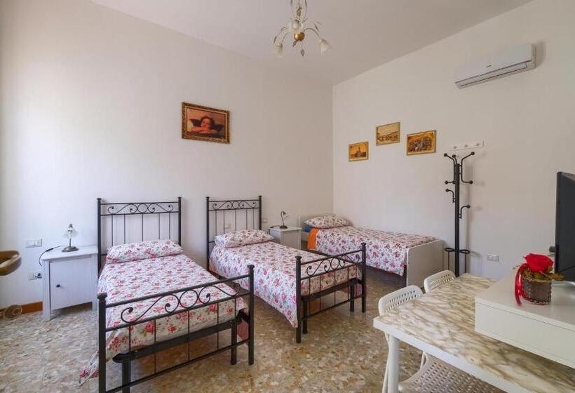 تختخواب و صبحانه Dimora Del Magnifico