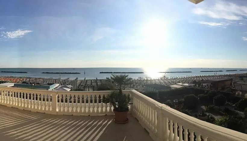 Hotelli Due Palme