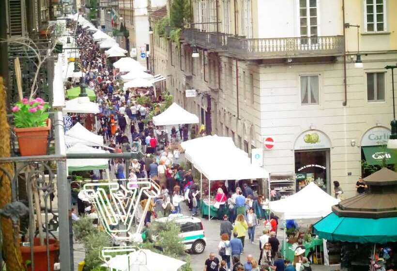 تختخواب و صبحانه Apartments Chic Torino Centro