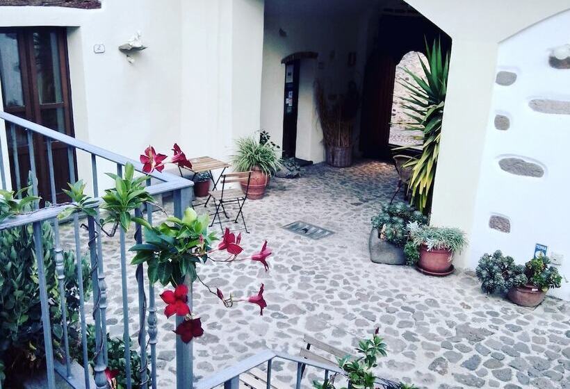 בית מלון כפרי Antico Borgo