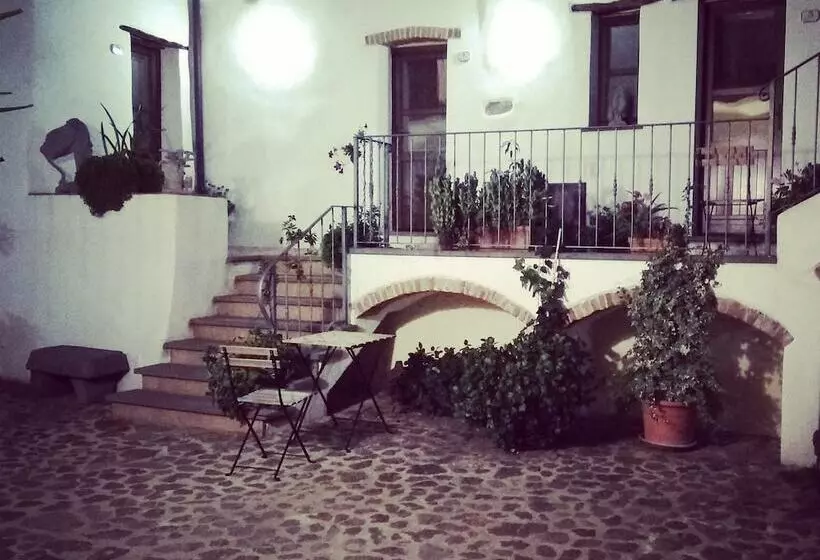 Hotelli Antico Borgo