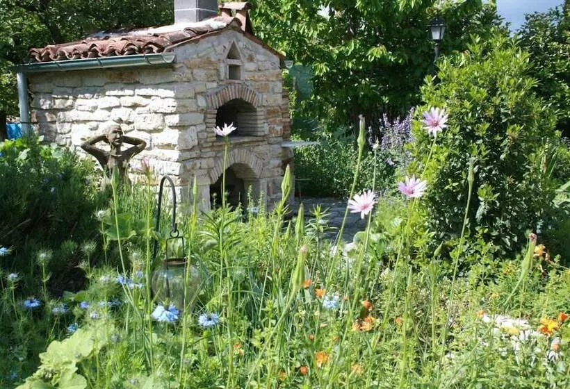 Majatalo Art & Breakfast