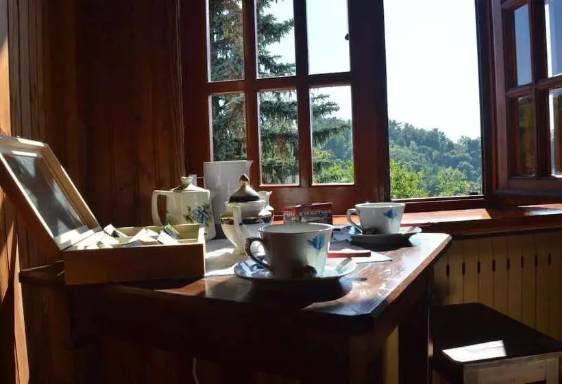 Aamiaismajoitus (B&B) Cascina Dovese