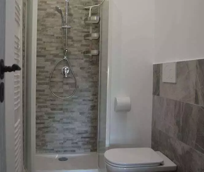 Aamiaismajoitus (B&B) Cascina Dovese