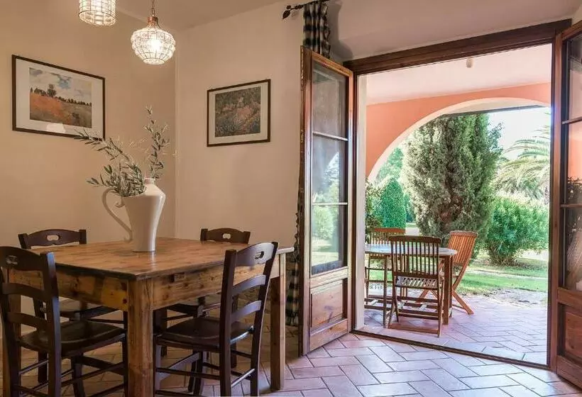 田舎風ホテル Agriturismo Villa Toscana