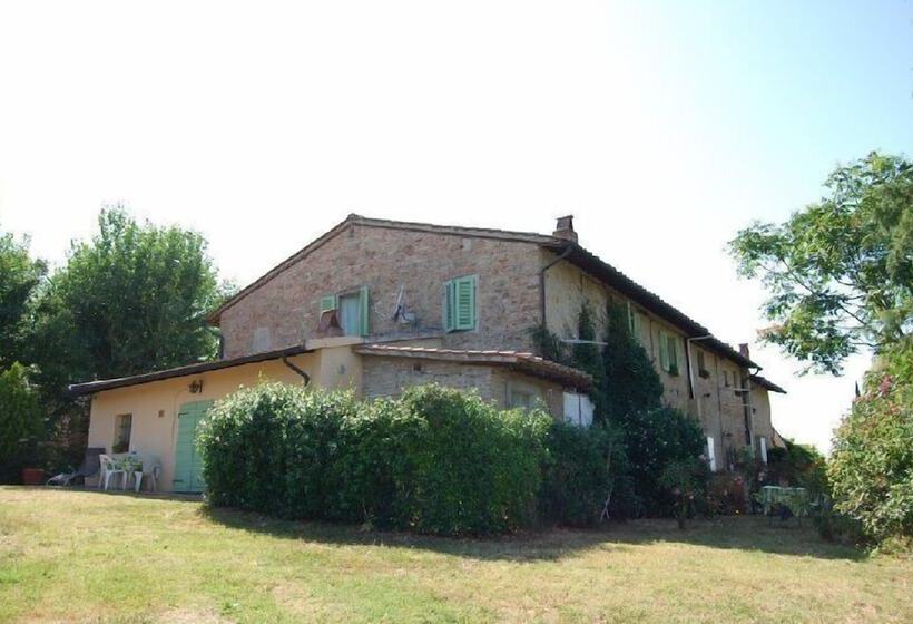 בית מלון כפרי Tenuta Il Pino