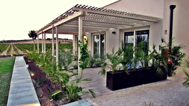 Scilla Maris Charming Suitesrestaurant