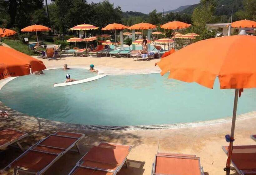 פונדק Terme Del Tufaro