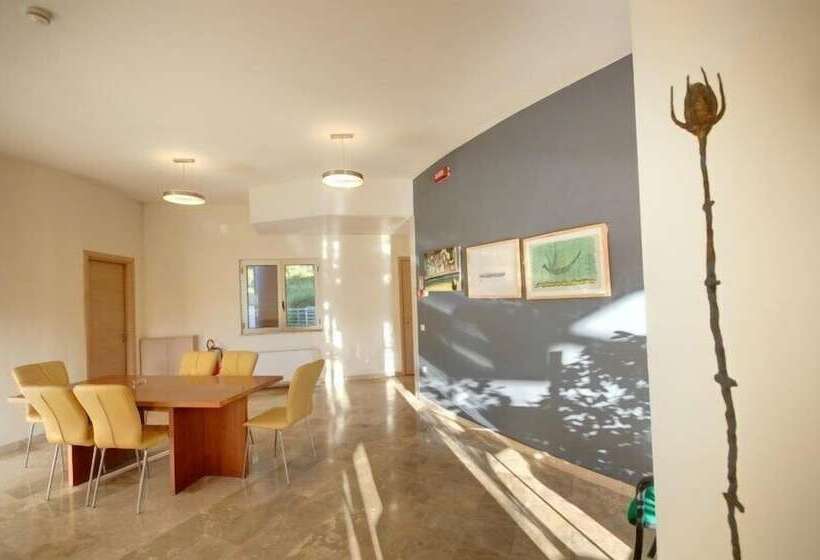 פונדק Terme Del Tufaro