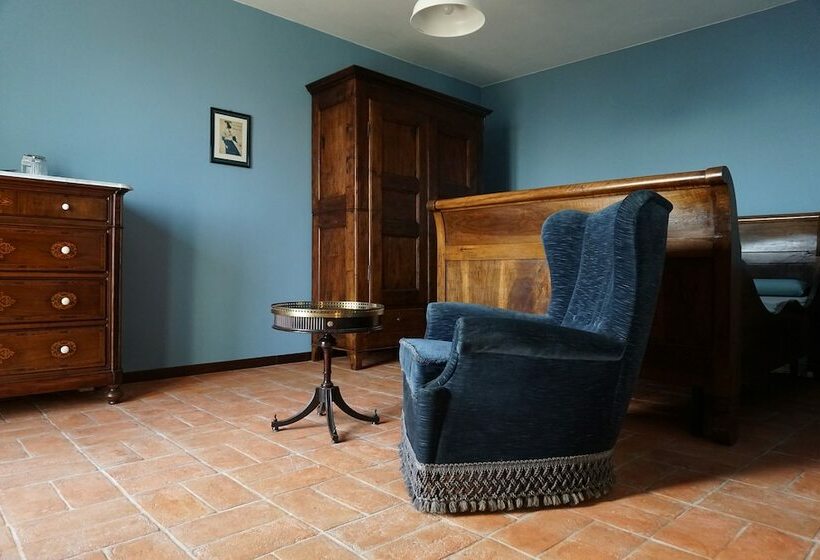 La Casa Blu Bed & Breakfast