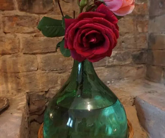 La Casa Blu Bed & Breakfast