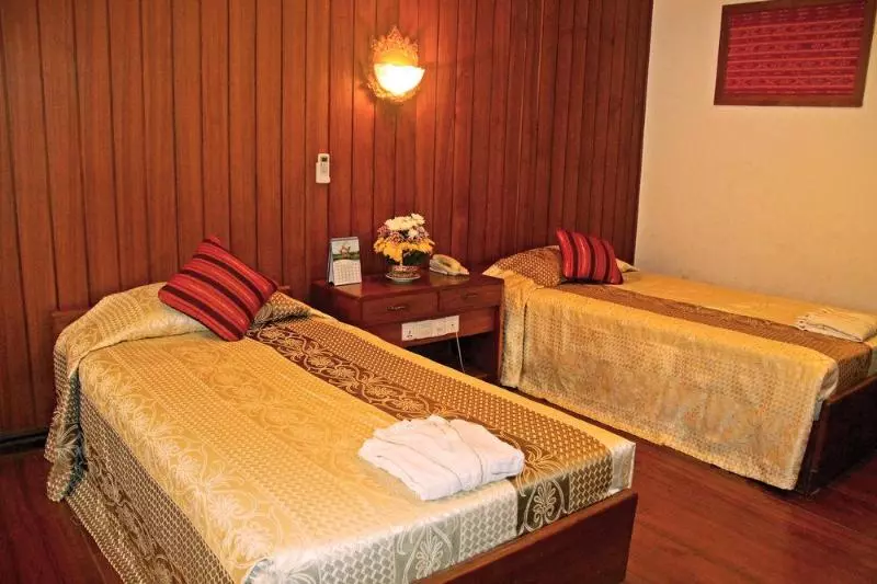 Kma Bagan Hotel River View