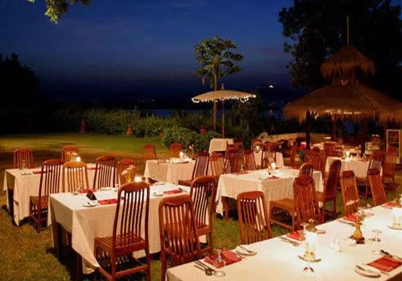 Kma Bagan Hotel River View