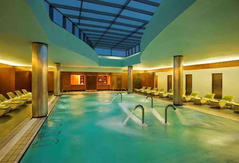 Hilton Kuwait Resort