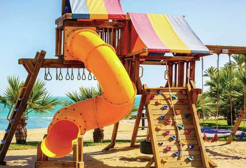 Hilton Kuwait Resort