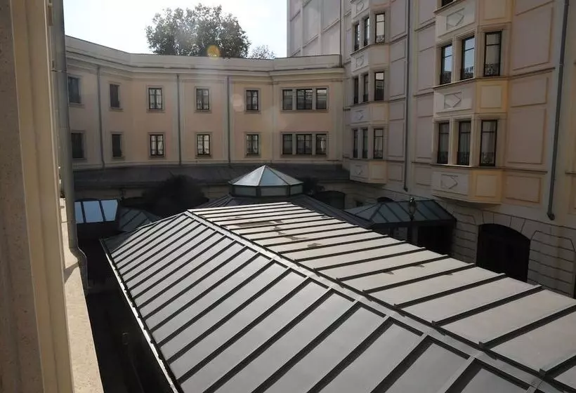 酒店 Grand Visconti Palace