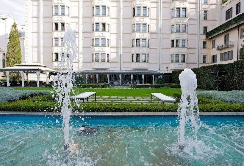 酒店 Grand Visconti Palace