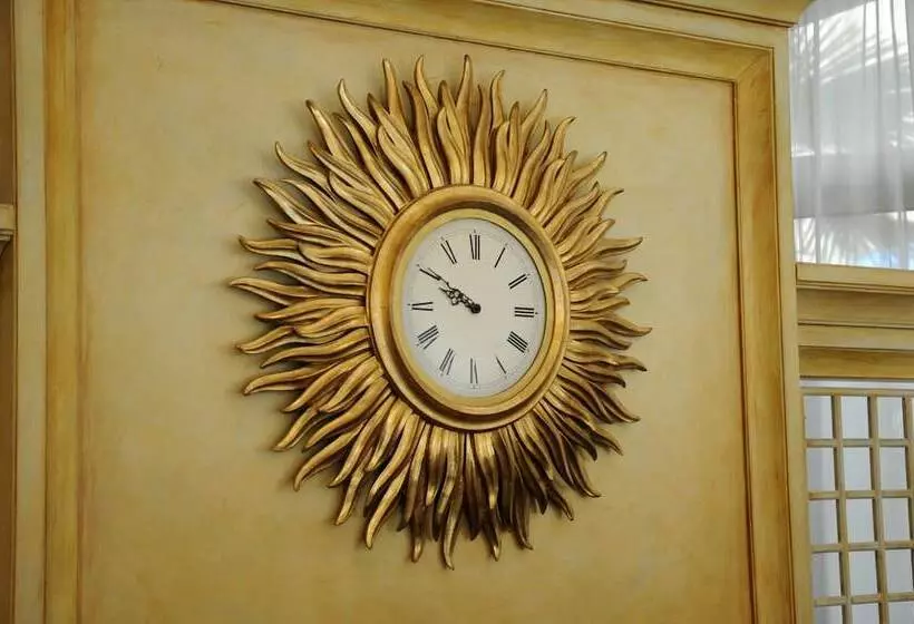 酒店 Grand Visconti Palace