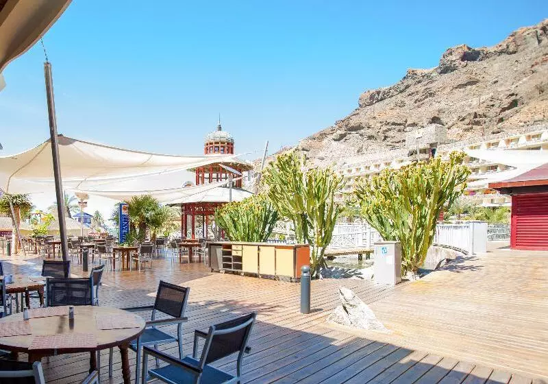 호텔 Livvo Lago Taurito & Aquapark