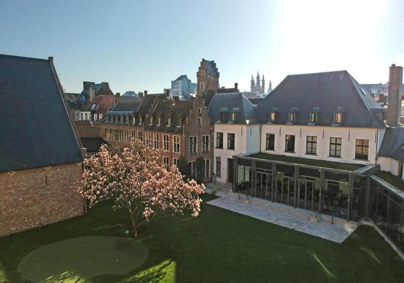 هتل Martin's Klooster