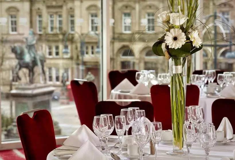 Отель Park Plaza Leeds