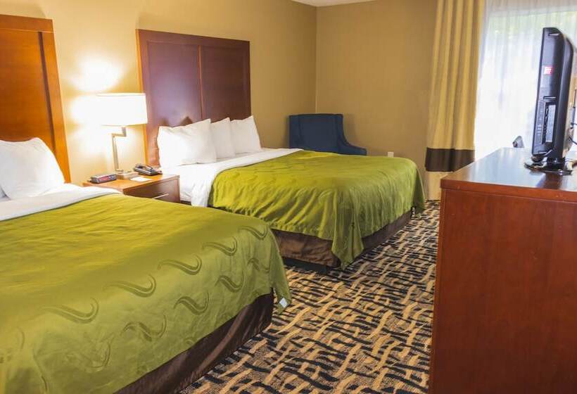 فندق Quality Inn & Suites I40 East