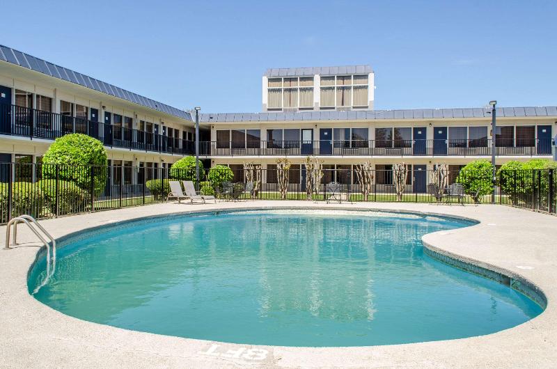 فندق Quality Inn & Suites