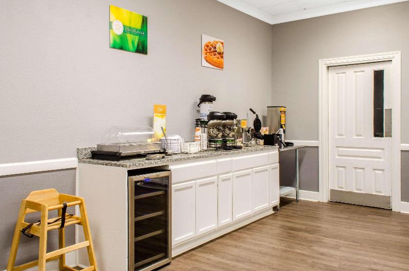 فندق Quality Inn & Suites