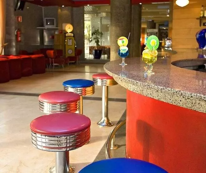 호텔 Livvo Lago Taurito & Aquapark