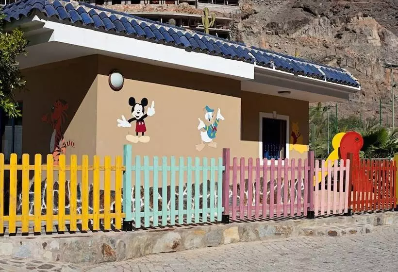 호텔 Livvo Lago Taurito & Aquapark