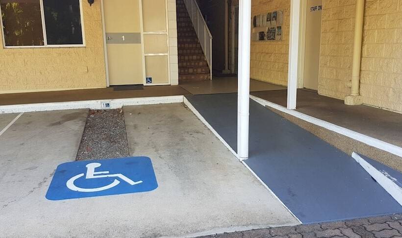 فندق White Lace Motor Inn