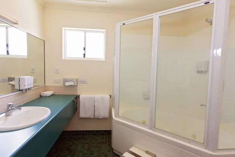 فندق White Lace Motor Inn