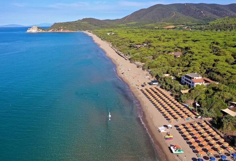 בית מלון כפרי Camping Village Santapomata